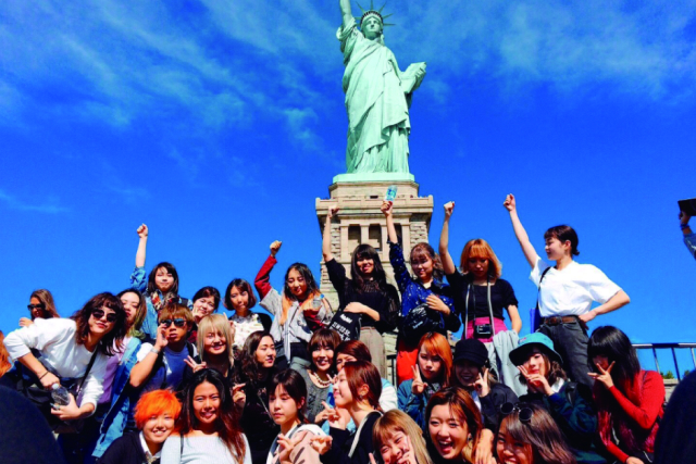 世界のクリエイティブ業界に適用する人材を育てる